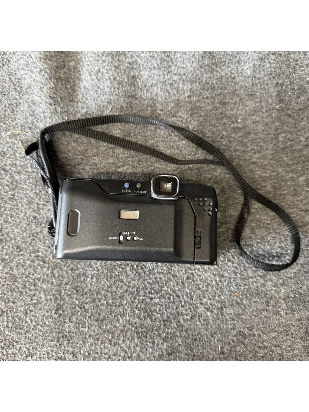 Vintage Olympus Multi AF Zoom 35mm Film Camera Black Point Shoot Flash Japan